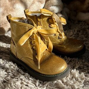 Dream Pairs Glittery Gold Kids Boots Girls US Size 12